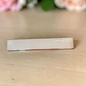 Flourishing Lengthening Mascara- color black